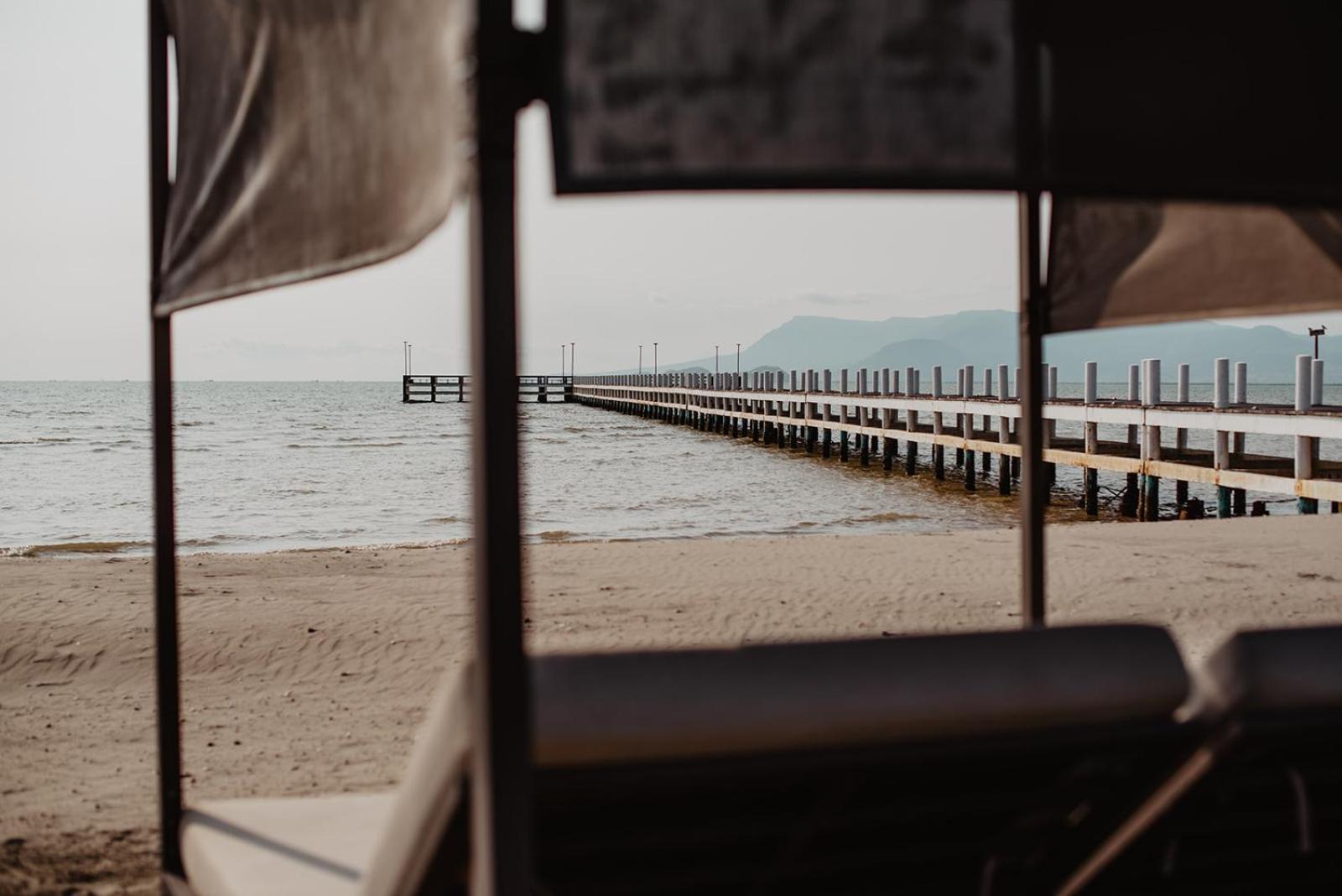 Samanea Beach Resort & Spa Kep Bagian luar foto